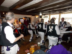 Banbury Bill in the Rose and Crown, Chippenham. Barbara is not troubled by the low beam.