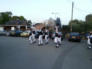 'Sidesteps' at the Railway Inn, Culham